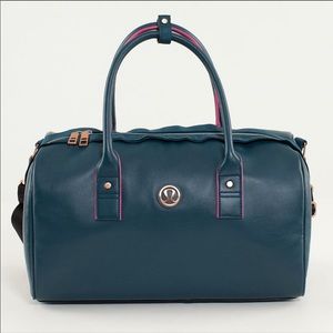 Lululemon Daily Om Duffel